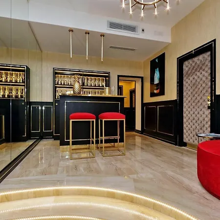 Spanish Hills Collection Luxury Suites & Jacuzzi